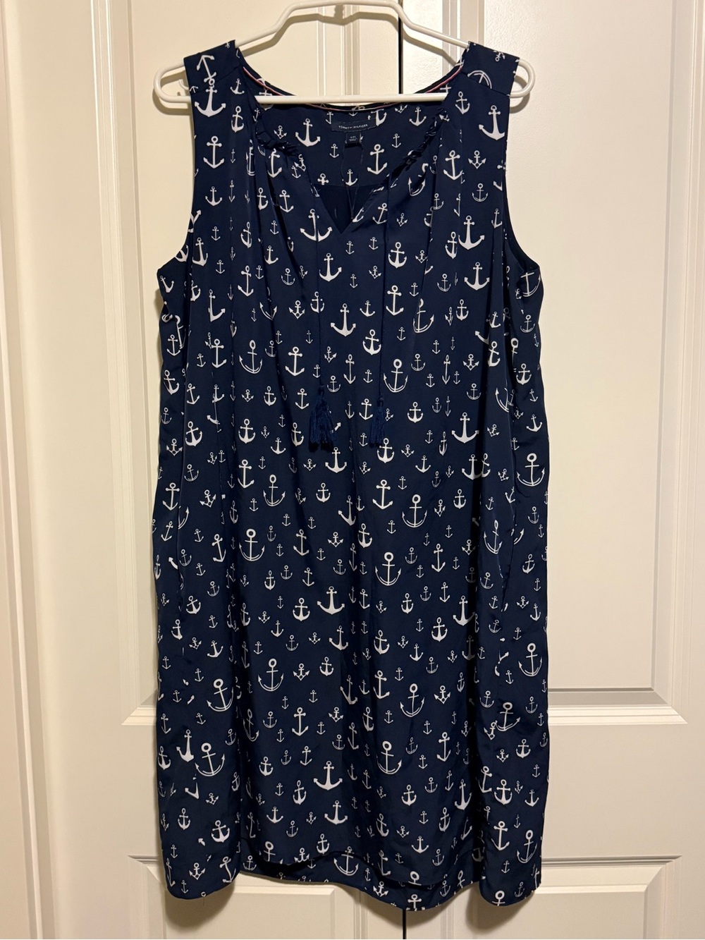 Tommy Hilfiger Navy and White Anchor Print Shift Dress - Picture 1 of 3